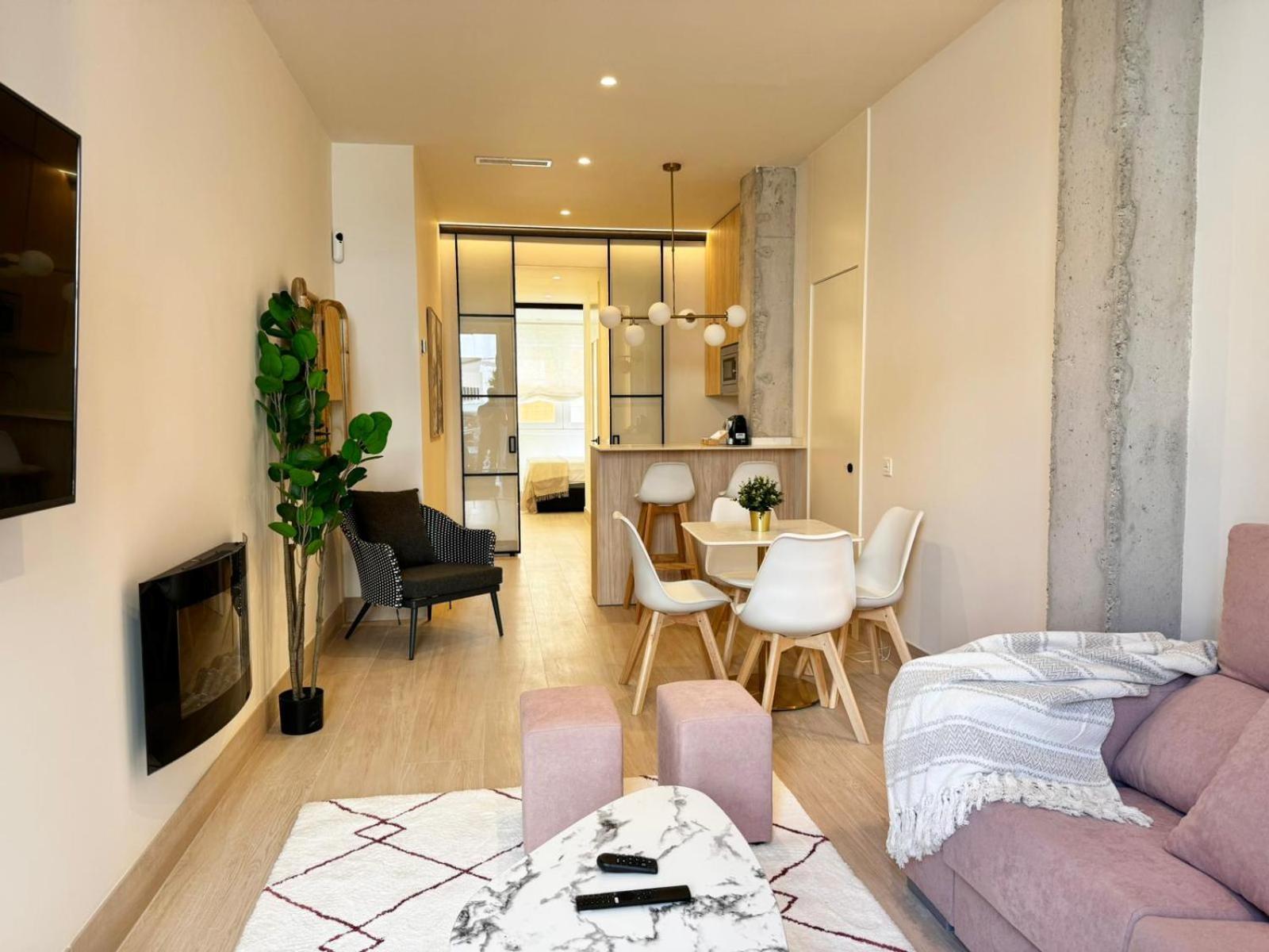 Apartamentos Orilla Del Bernabeu Madrid Ngoại thất bức ảnh