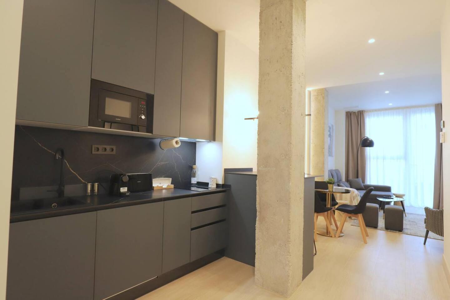 Apartamentos Orilla Del Bernabeu Madrid Ngoại thất bức ảnh
