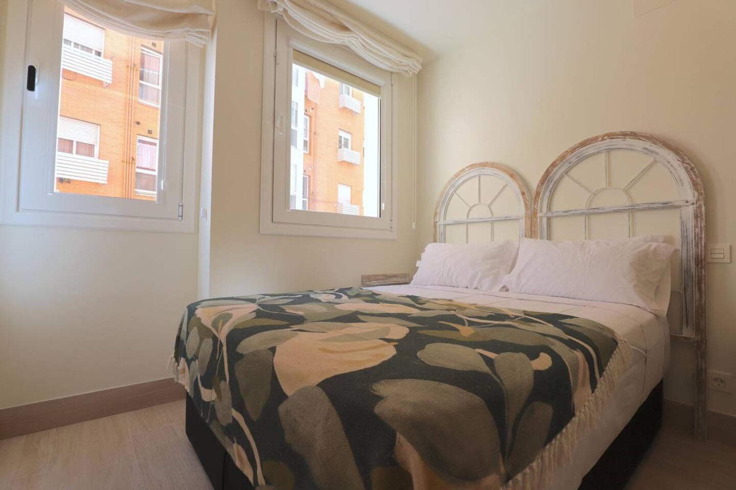 Apartamentos Orilla Del Bernabeu Madrid Ngoại thất bức ảnh