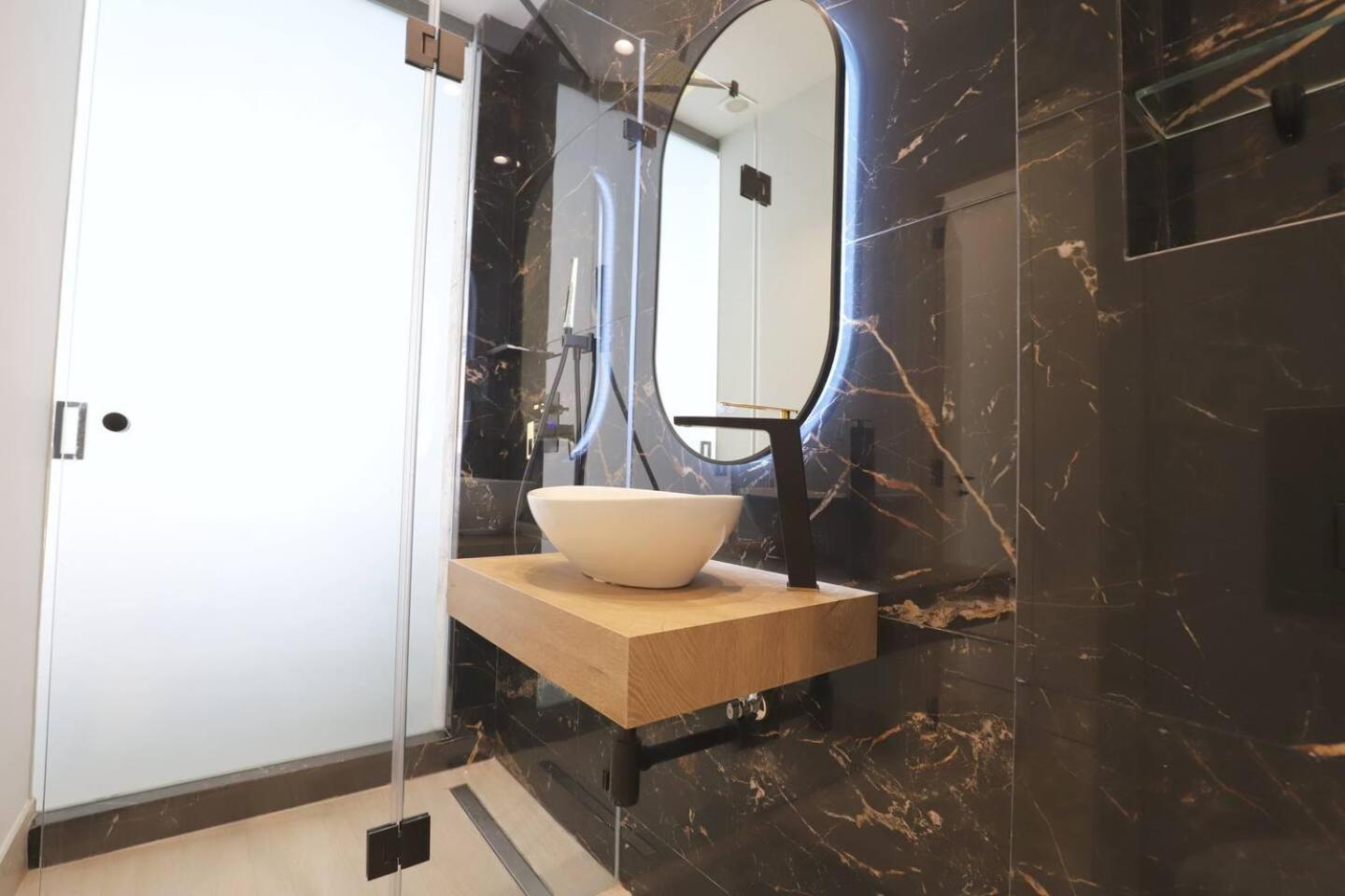 Apartamentos Orilla Del Bernabeu Madrid Ngoại thất bức ảnh